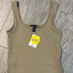 Forever 21 tank size S